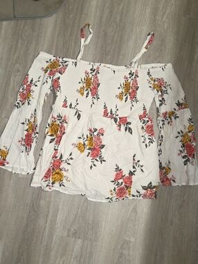 torrid White Off-Shoulder Floral Tunic with Pink & Yellow Roses